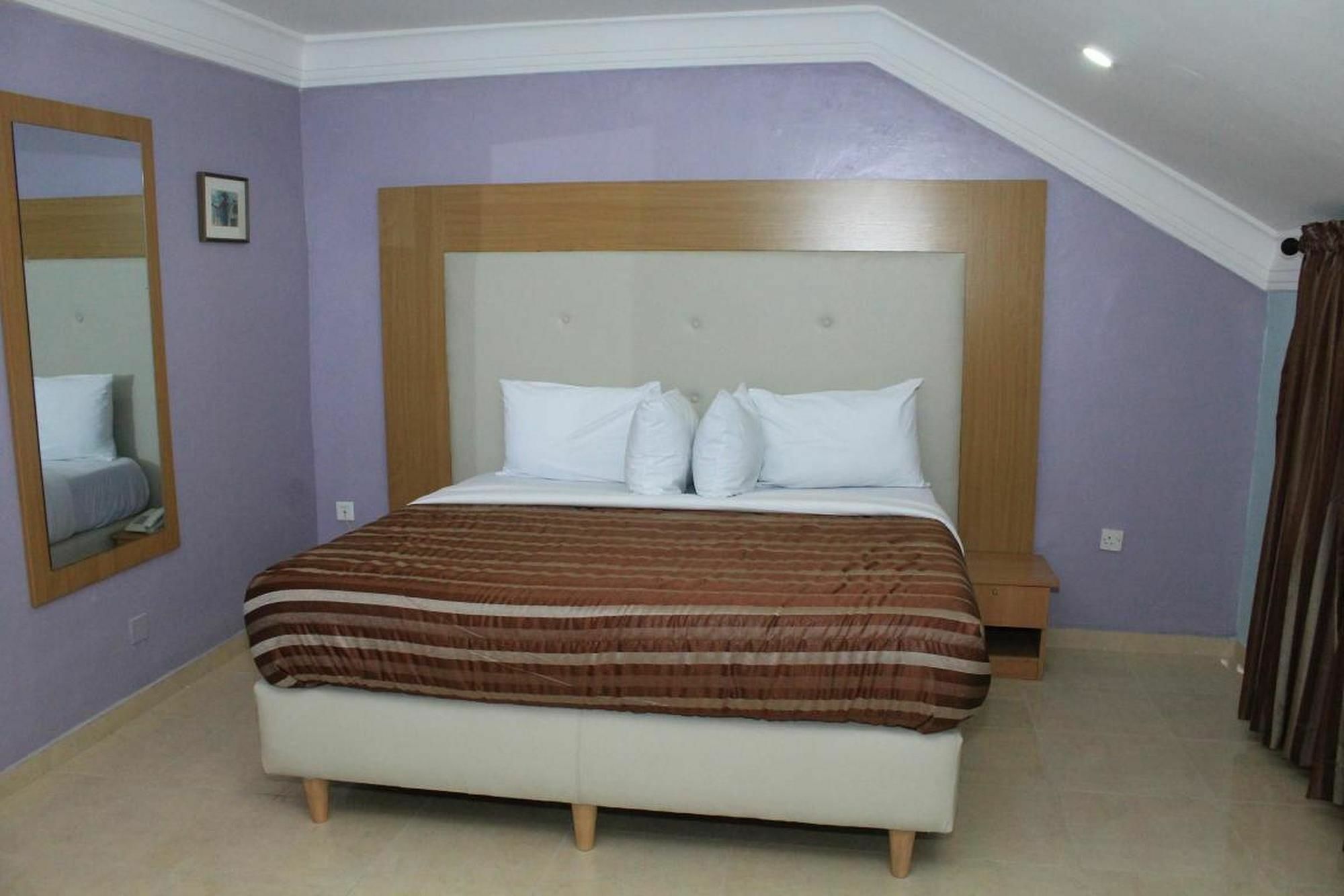 Chateux De Atlantique Hotel Aliayabiagba Exterior foto